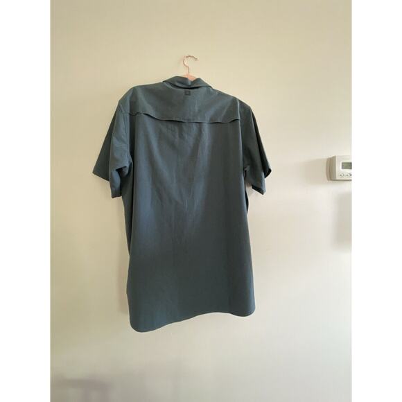 NEW DAKOTA GRIZZLY Men's Barkley Button Down Short-Sleeve Shirt Blue Vuori Large - Picture 2 of 8